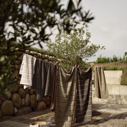 Sauna h&aring;ndkle, olive green/taupe/blue fog, Zone Denmark