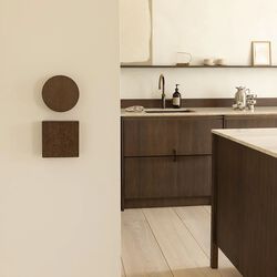 KLOSS Dobbel Impulsbryter, varm eik, Kjaer + Loege