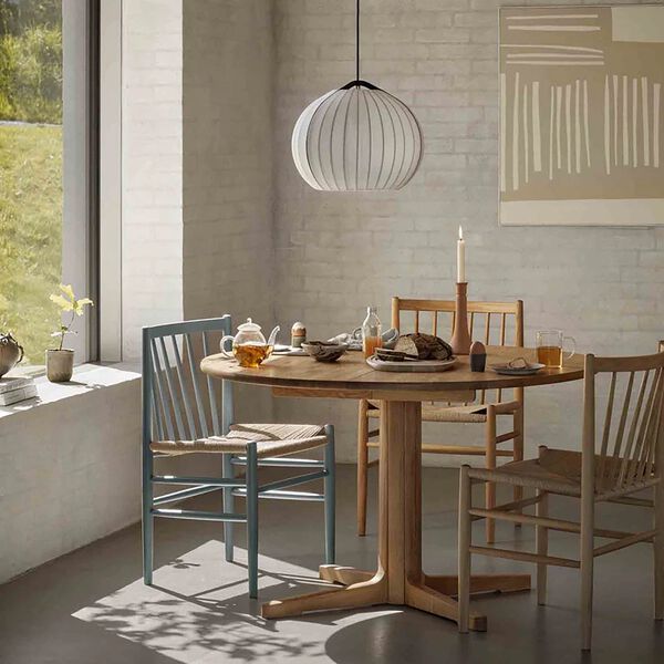 C69E Ry spisebord med uttrekk, eik, FDB Møbler