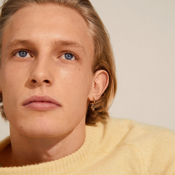 DAGMAR Huggie &oslash;reringer, gullbelagt, Pilgrim