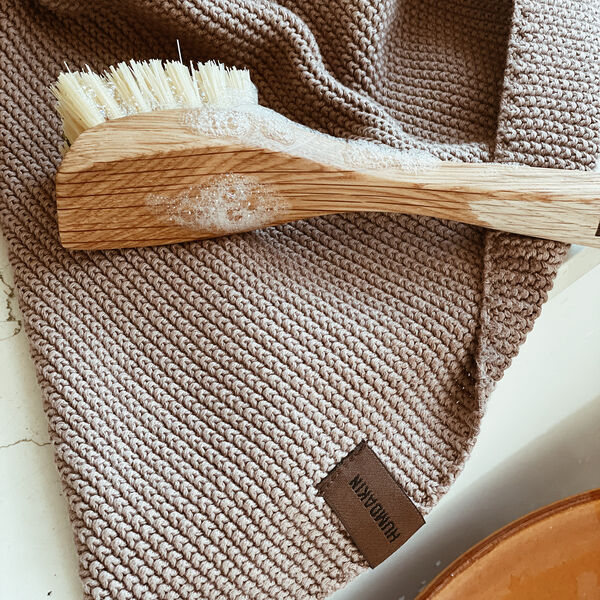 Oppvaskb&oslash;rste av eik, Tampico, Humdakin