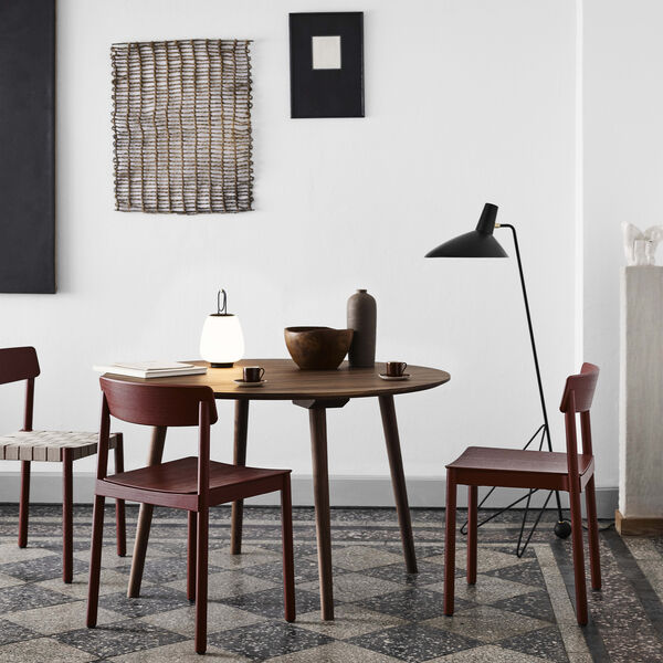 In Between SK4 spisebord, røkt eik, &Tradition