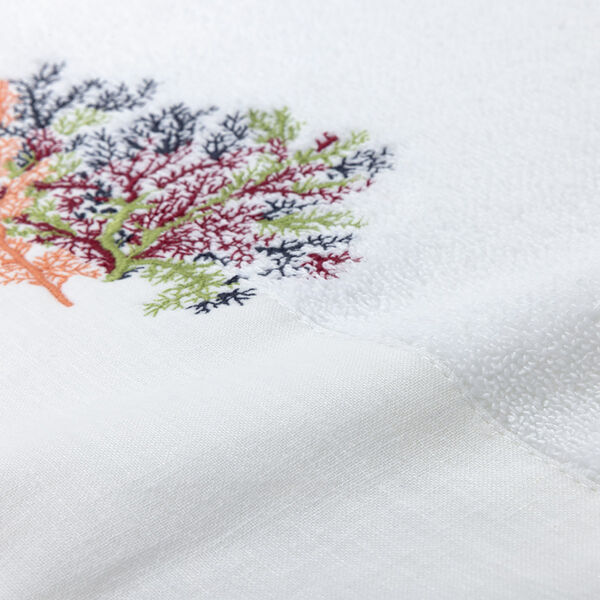 Na&iuml;ades h&aring;ndkle, Yves Delorme