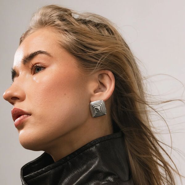 Layer Earrings, s&oslash;lv, WHO IS SHE