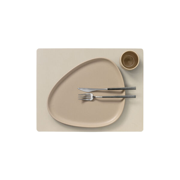 Serene dekkebrikke Square L, cream, LIND DNA