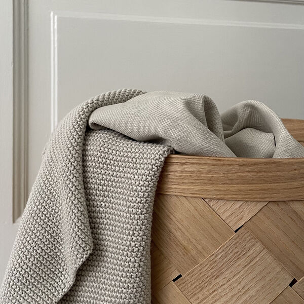 Strikket kj&oslash;kkenh&aring;ndkle, light stone, Humdakin