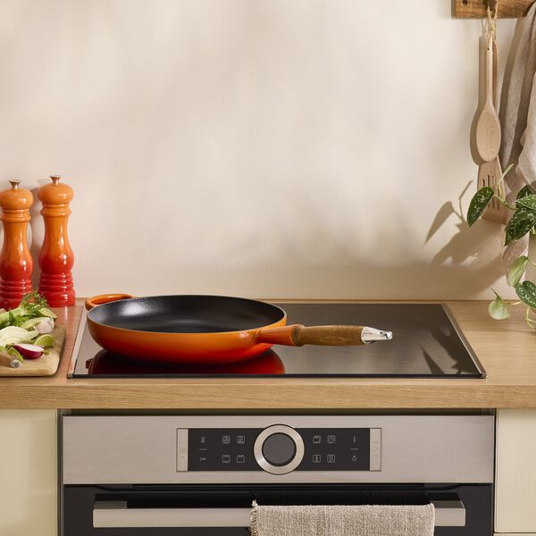 Signature st&oslash;pejern stekepanne med treh&aring;ndtak &Oslash; 28 cm, volcanic, Le Creuset