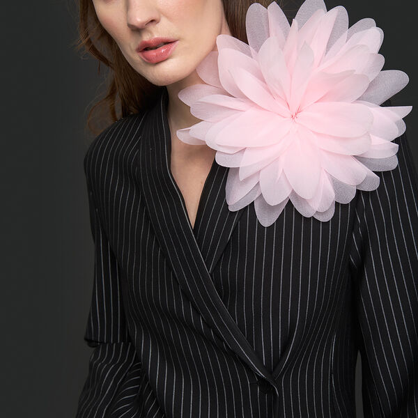 Fabric flower brosje, pale pink, BITTE KAI RAND