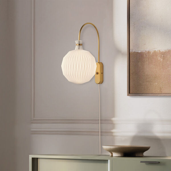 Kaare Klint Legacy 101 Wall Lamp, LE KLINT
