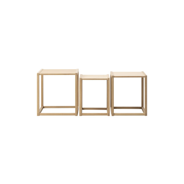 BM375 Nesting Tables, light oljet eik, Fredericia Furniture