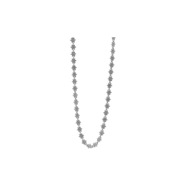 Flower Chain, s&oslash;lv, WHO IS SHE