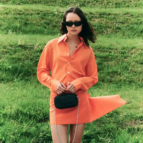 Lyra Mountain, svart, Núnoo