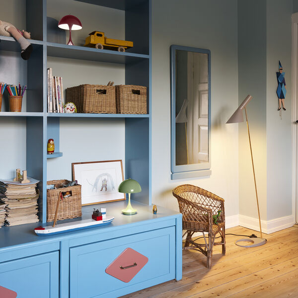 Panthella 160 Portable bordlampe, opaque burgundy, Louis Poulsen