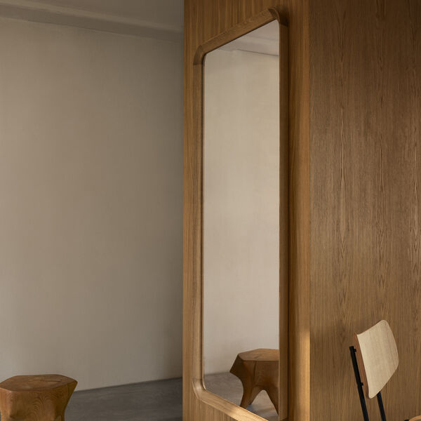 VLA62 Radio Huspeil, oljet eik, Carl Hansen & Søn