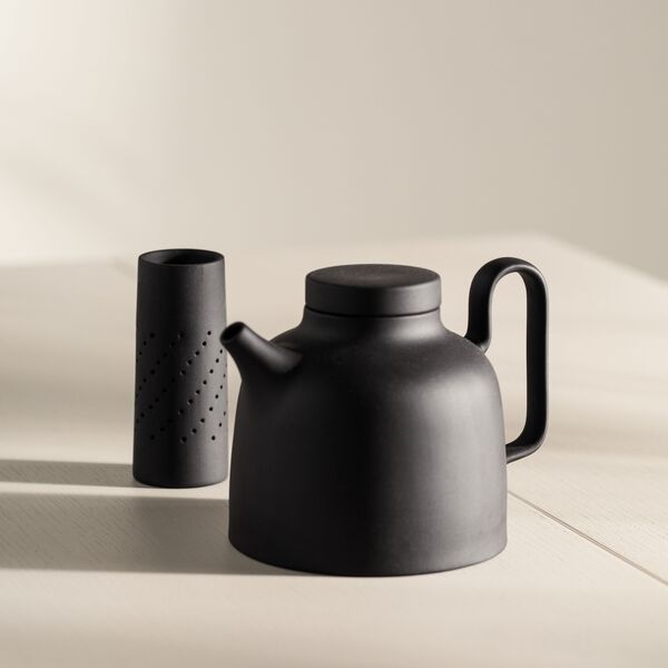 Sand Secrets Tea Pot, black clay, Design House Stockholm