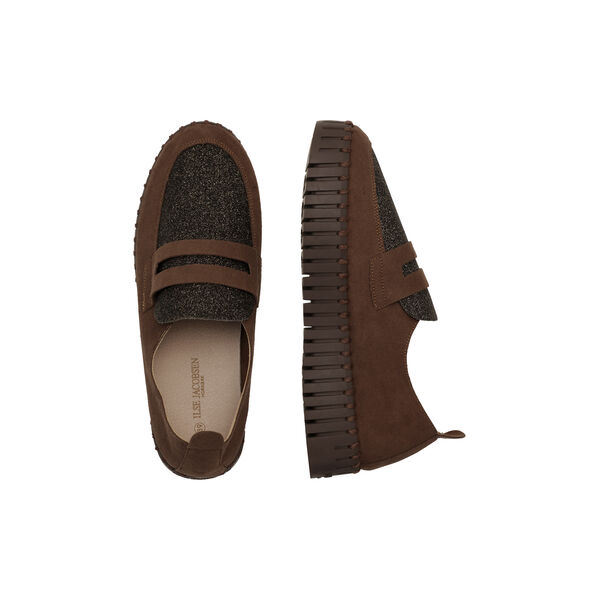 Flats, brown brown Flats, brown brown, Ilse Jacobsen Hornbæk