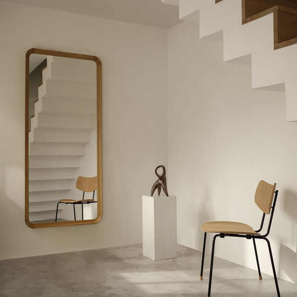 VLA62 Radio Huspeil, oljet eik, Carl Hansen & Søn