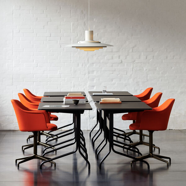 P376 KF2 pendel, hvit, &Tradition