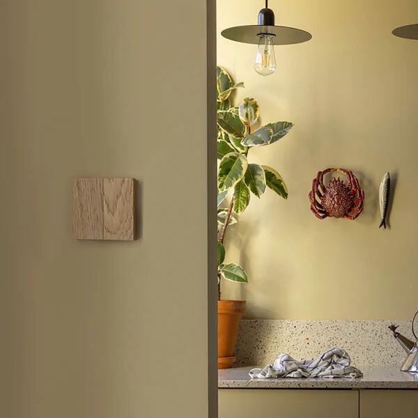 KLOSS Dobbel Lysbryter, natur eik, Kjaer + Loege