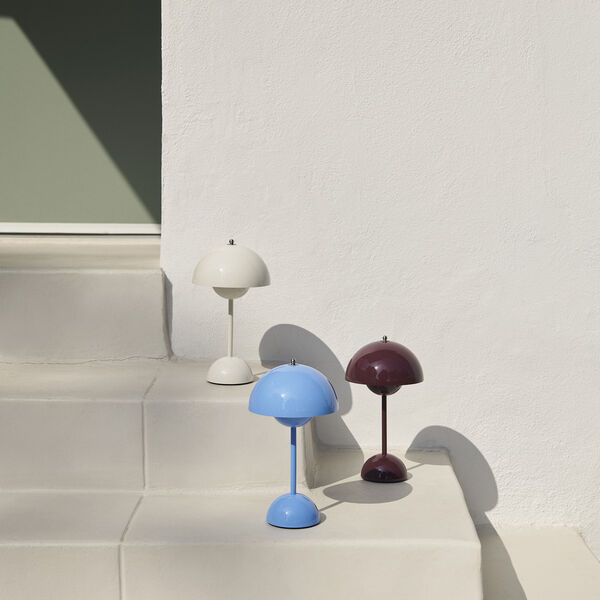 Flowerpot VP9 oppladbar bordlampe, Swim Blue, &Tradition