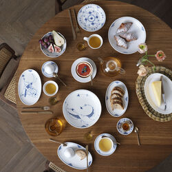 Royal Creatures oval tallerken 23,5 cm, gresshoppe, Royal Copenhagen