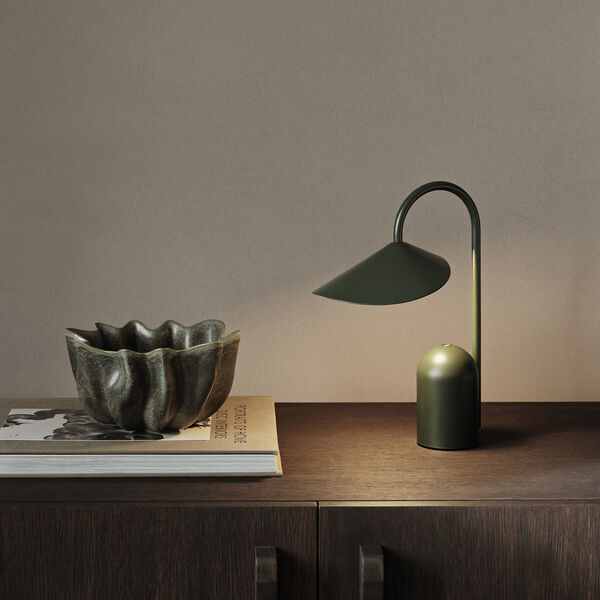 Arum Portable lampe, grass green, Ferm Living