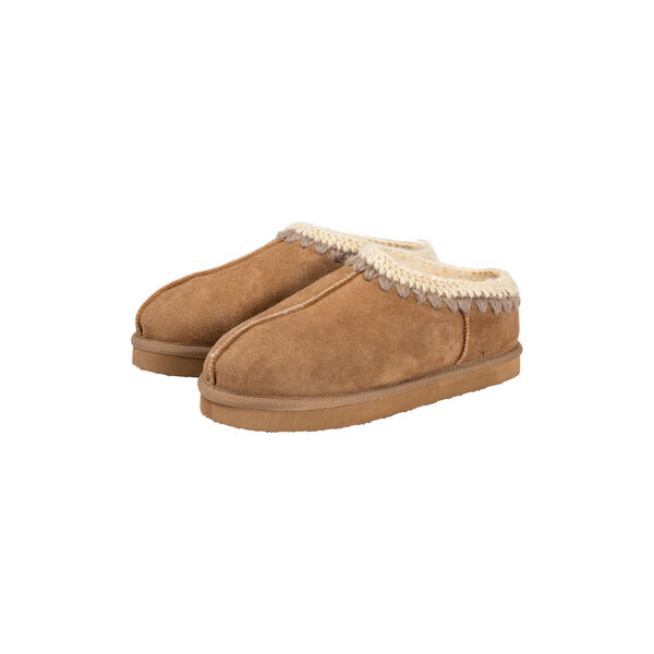 Izzy Shoes, chestnut, Shepherd of Sweden