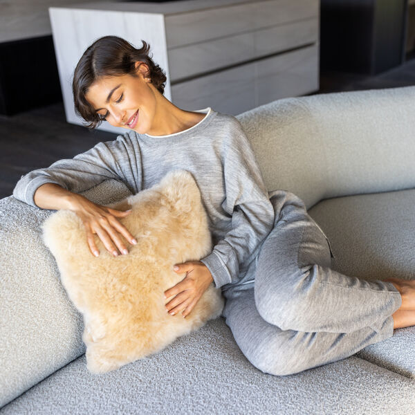 NUBE pute med royal alpakka p&aring; &eacute;n side, champagne, WEICH Couture Alpaca