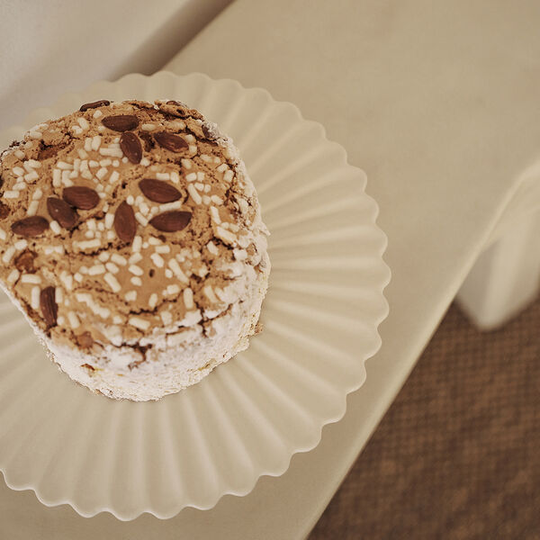 Fountain kakestativ, off-white, Ferm Living