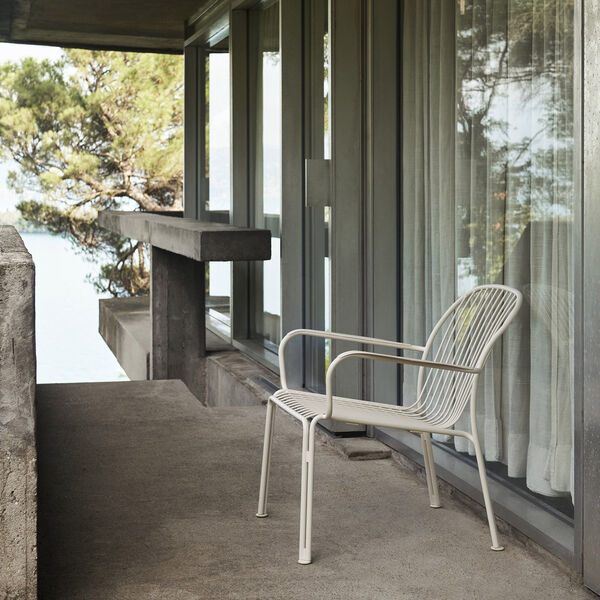 Thorvald SC101 Outdoor Lounge Chair, ivory, &Tradition