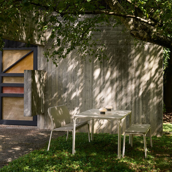 Thorvald&nbsp;SC113 Outdoor Dining Table, ivory, &Tradition