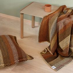 Fri Pute, Stubble Field, R&oslash;ros Tweed