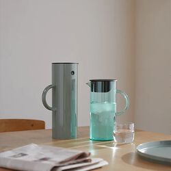 EM77 kanne m/lokk 1,5 L., dusty green, Stelton