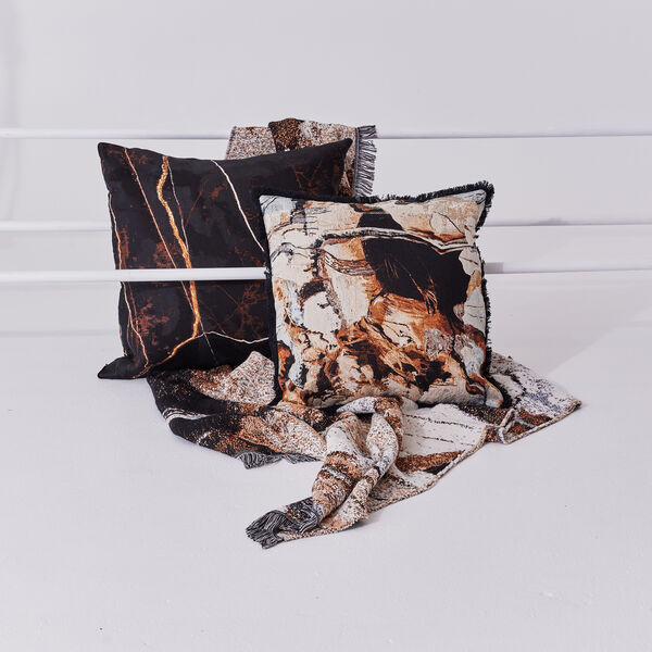 Cliff pledd Cliff pledd, Innate Collection