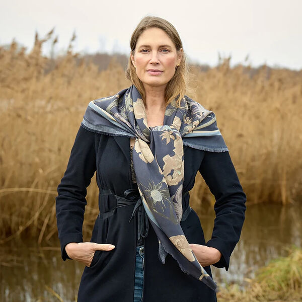 LIVING GARDEN skjerf, blue, Bella Ballou