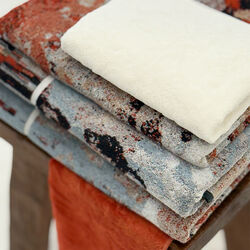 Shadows håndkle, coral, Innate Collection