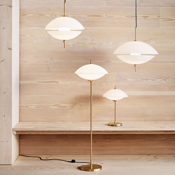 Clam™ Floor Lamp, opal/brass Clam™ Floor Lamp, opal/brass, Fritz Hansen