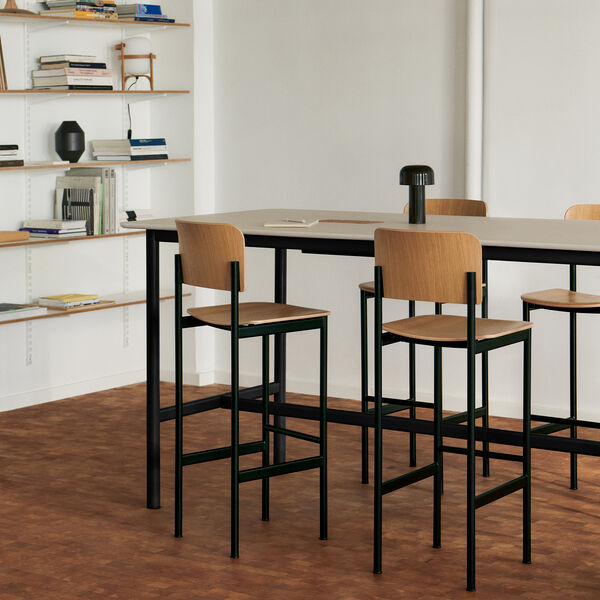 Plan Barstool, lakkert eik/svart, Fredericia Furniture