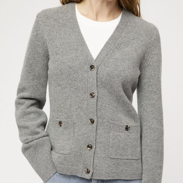 Adele Cardigan, graphite, FWSS