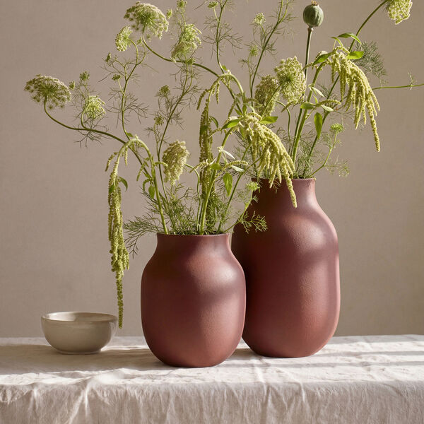 Studio Omaggio #1 Vase H 31 cm, bordeaux, K&auml;hler