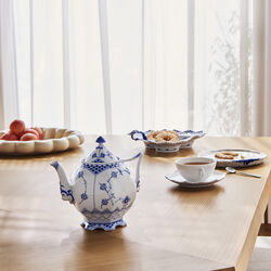 Musselmalt Helblonde tekanne, Royal Copenhagen