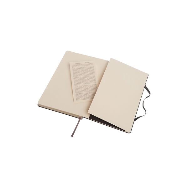 Classic Notebook prikkete sider, sort Classic Notebook prikkete sider, sort, Moleskine