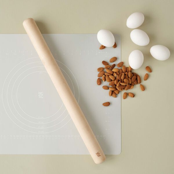 BAKE-IT kakerulle og bakematte, light grey, RIG-TIG