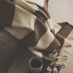 The Sweater Throw, 05322 brown, Silkeborg Uldspinderi