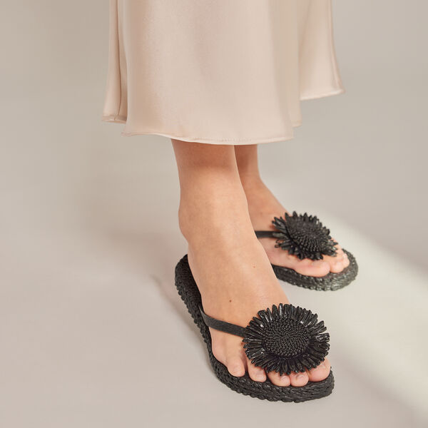 Flip Flop With Flower, black, Ilse Jacobsen Hornb&aelig;k