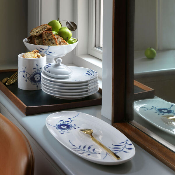 Blå Mega Riflet Coupe tallerken Ø 19 cm, Royal Copenhagen