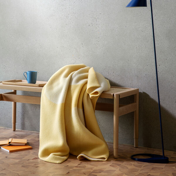 Moon Pledd, Yellow Ray, R&oslash;ros Tweed