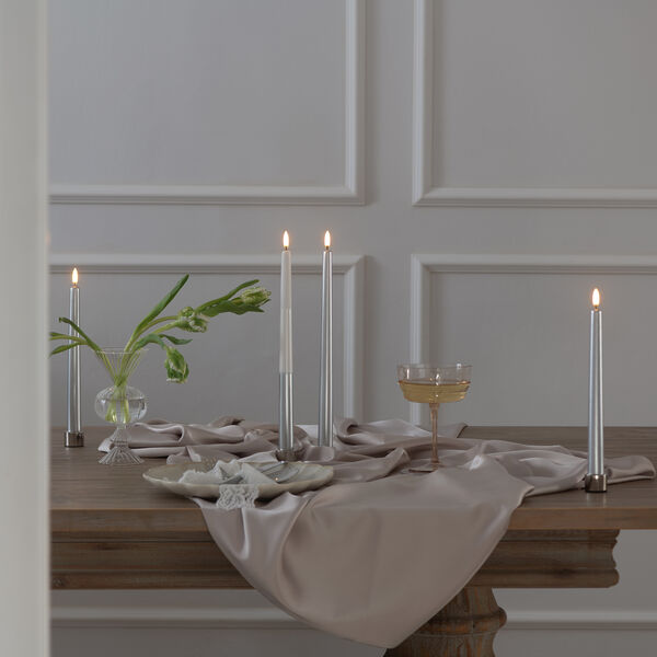 LED Smooth taper candle 2 stk. | H 32 | Silver finish, Uyuni Lighting