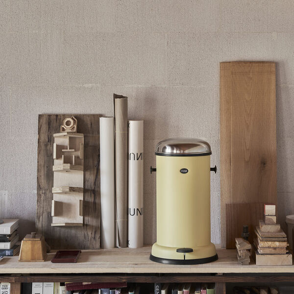 VIPP15 pedalbøtte, Marie's Yellow, Vipp