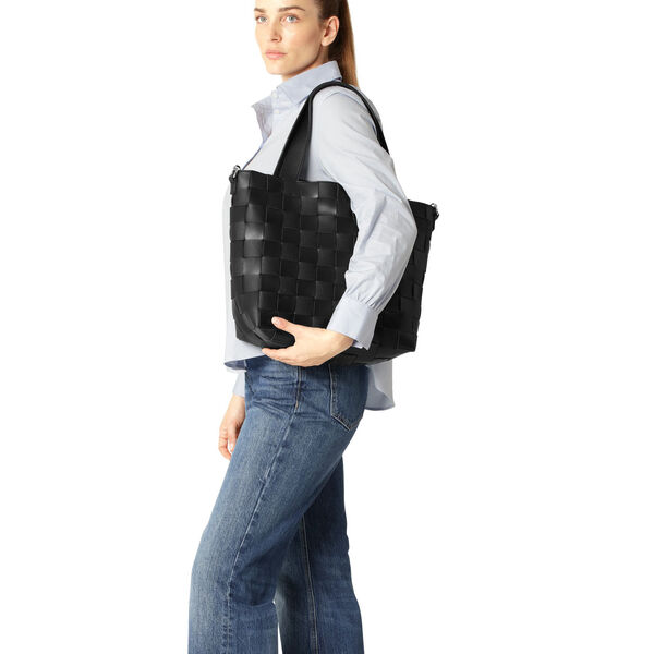 Braided Cross-Body Shopper, black, Ilse Jacobsen Hornbæk